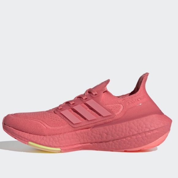 adidas UltraBOOST 21 Hazy Rose - Picture 3 of 7
